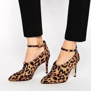 Leopard print ankle straps, stiletto heel low cut booties brown ASOS size 5